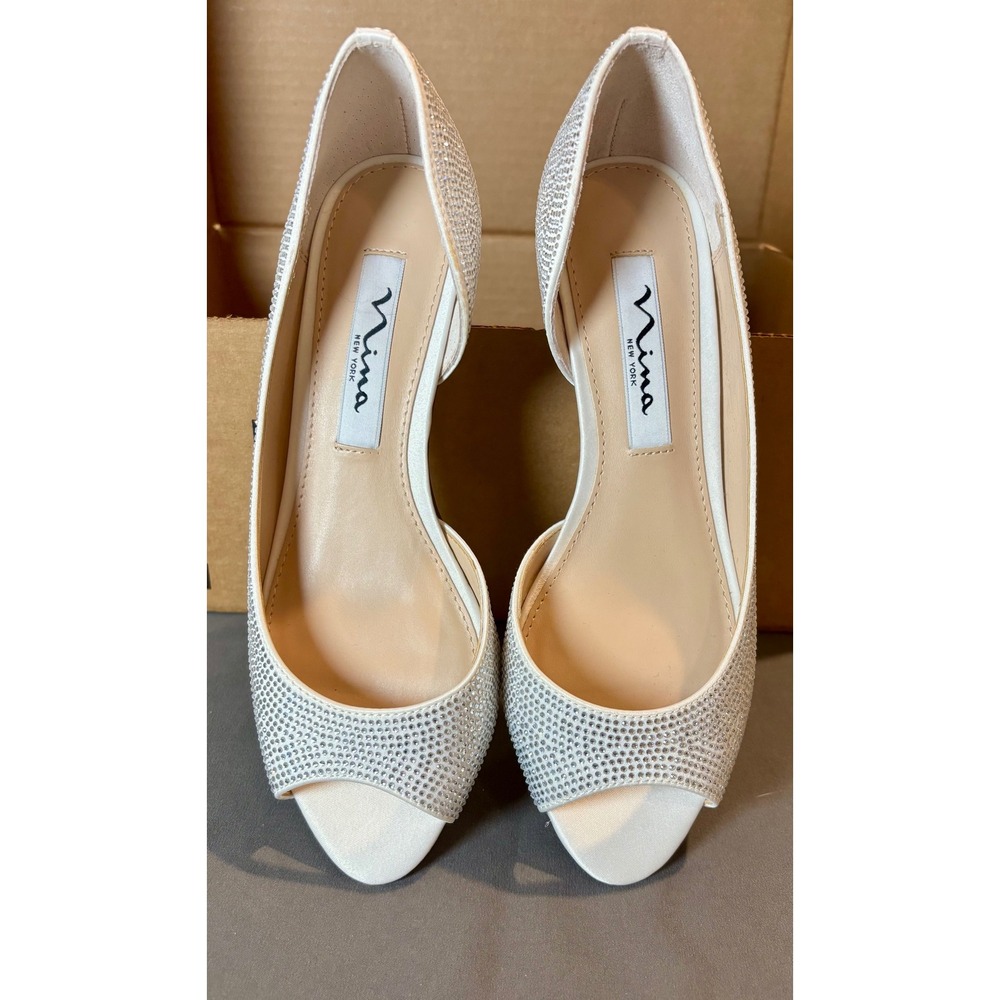 Nina New York Rossie Ivory Satin Rhinestone Peep Toe Kitten Heel Pump Size 5.5M